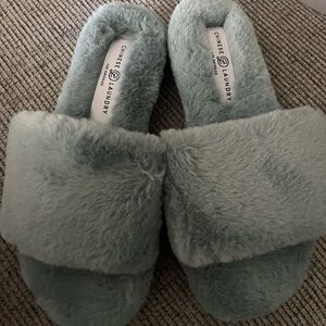 Brand New in Box Faux Fur Slide